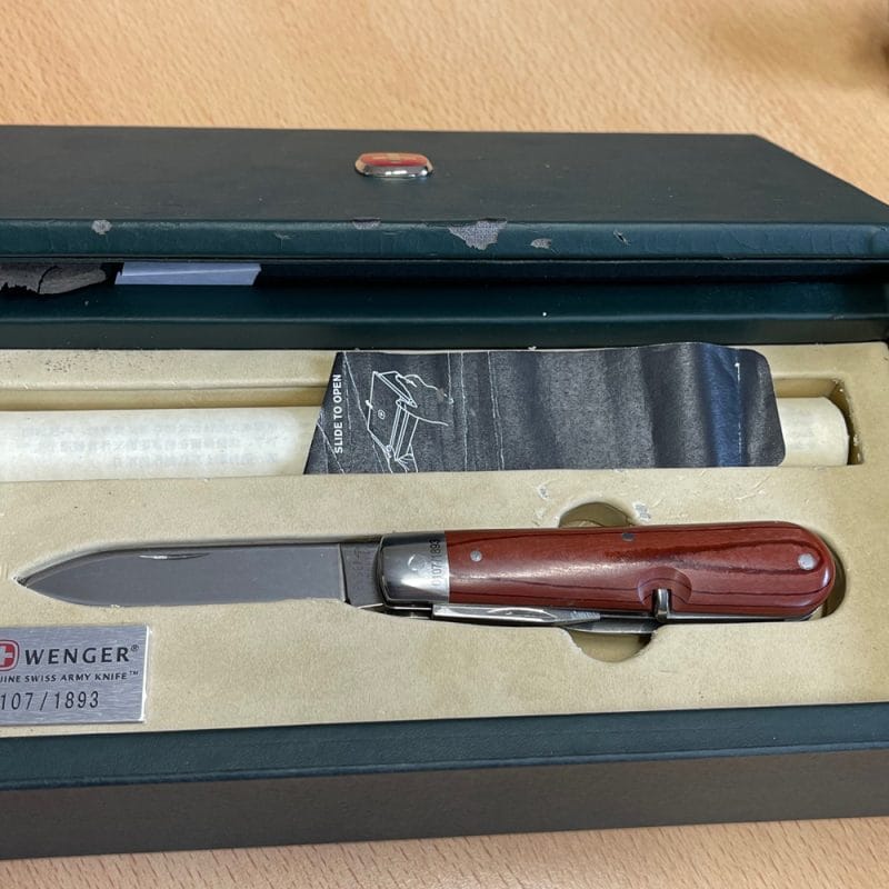 Wenger 1893 Heritage Limited Edition Collectors Knife - Image 3