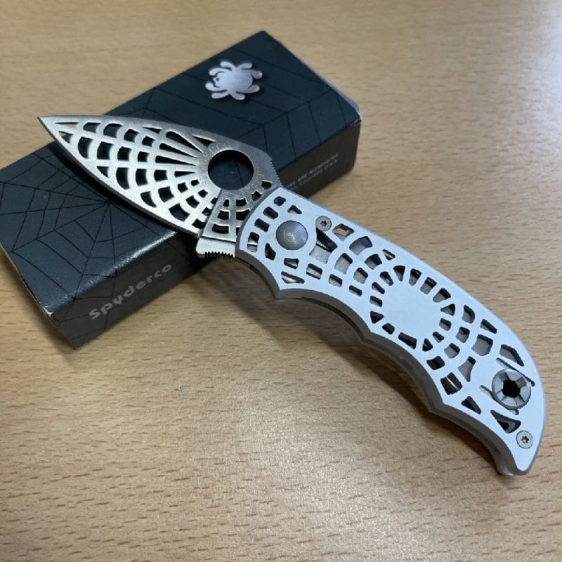 Spyderco C109 S - Lightweight