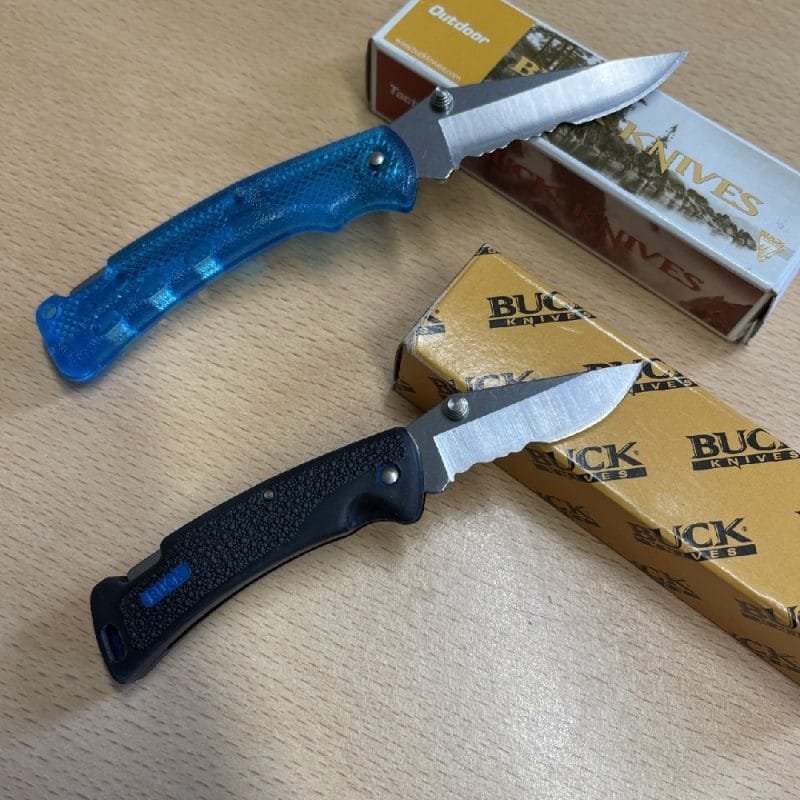 Buck Lite B444 Serrated Aqua and Buck Mini Protege B455-FX-0 both Boxed and Unused - Image 2