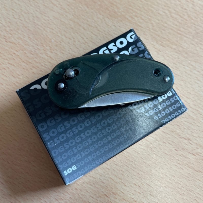 SOG SCT85 - SCULPTURA Folding Pocket Knife with Zytel Handles - Rare Discontinued Model. - Image 3