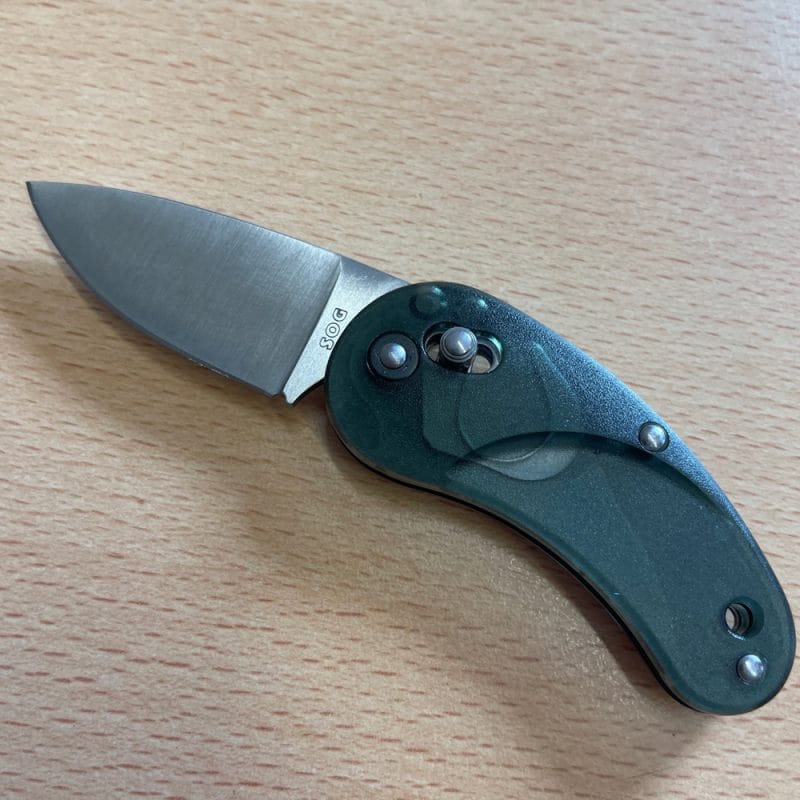 SOG SCULPTURA Folding Pocket Knife