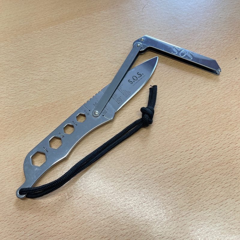 3947 b Bear MGC Survival Knife