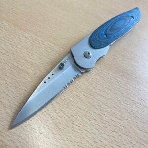 4174 c CRKT The Wasp 8012