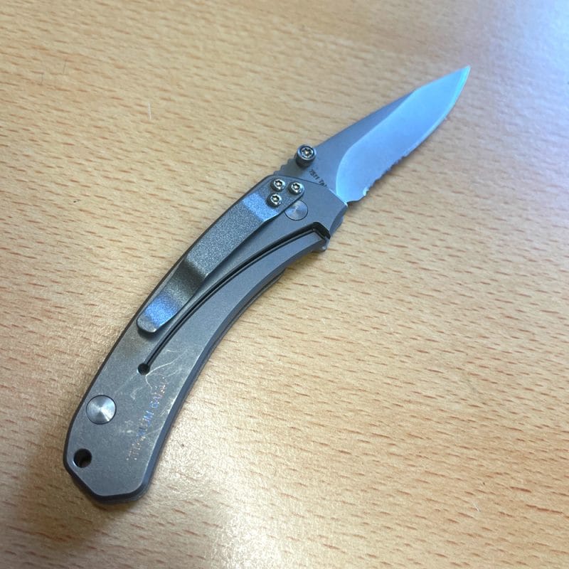 CRKT 7511 Titanium Handle - Image 2