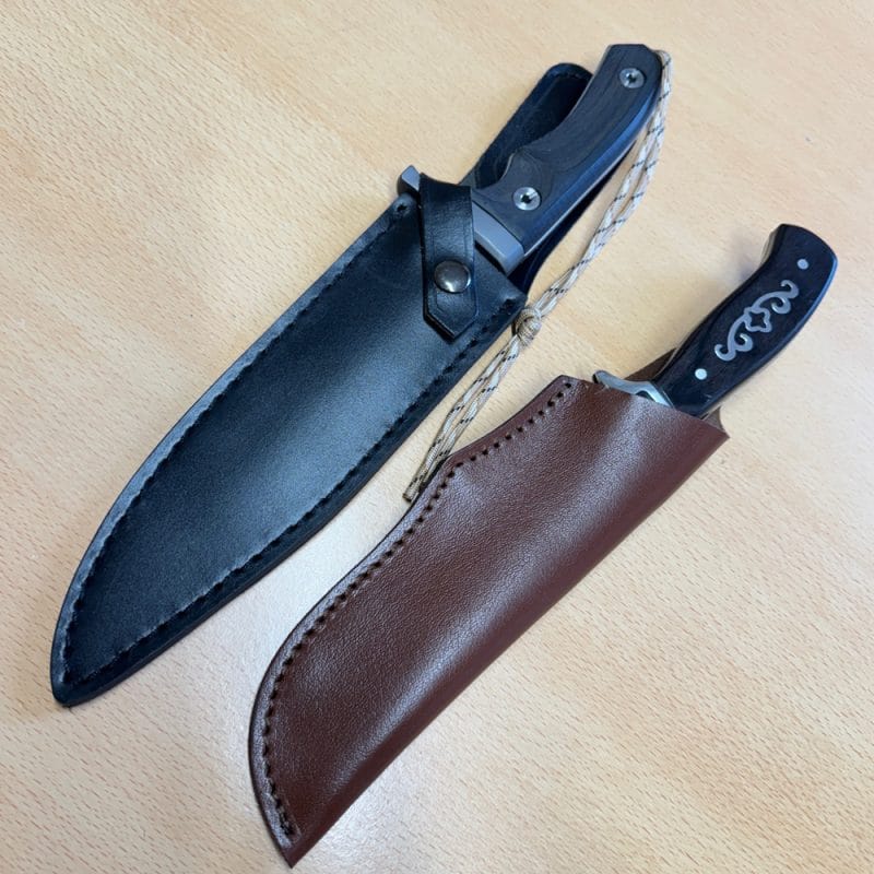 Small bowie style knives - Image 4
