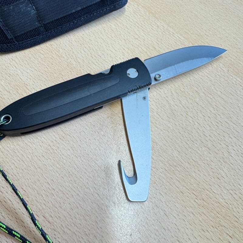 Buck 0180-D1 180 Crosslock Hunter