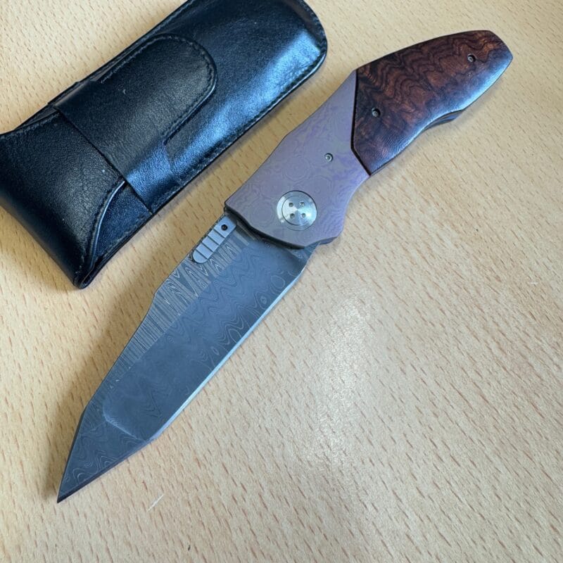 Elishewitz Damascus Carbon Fibre