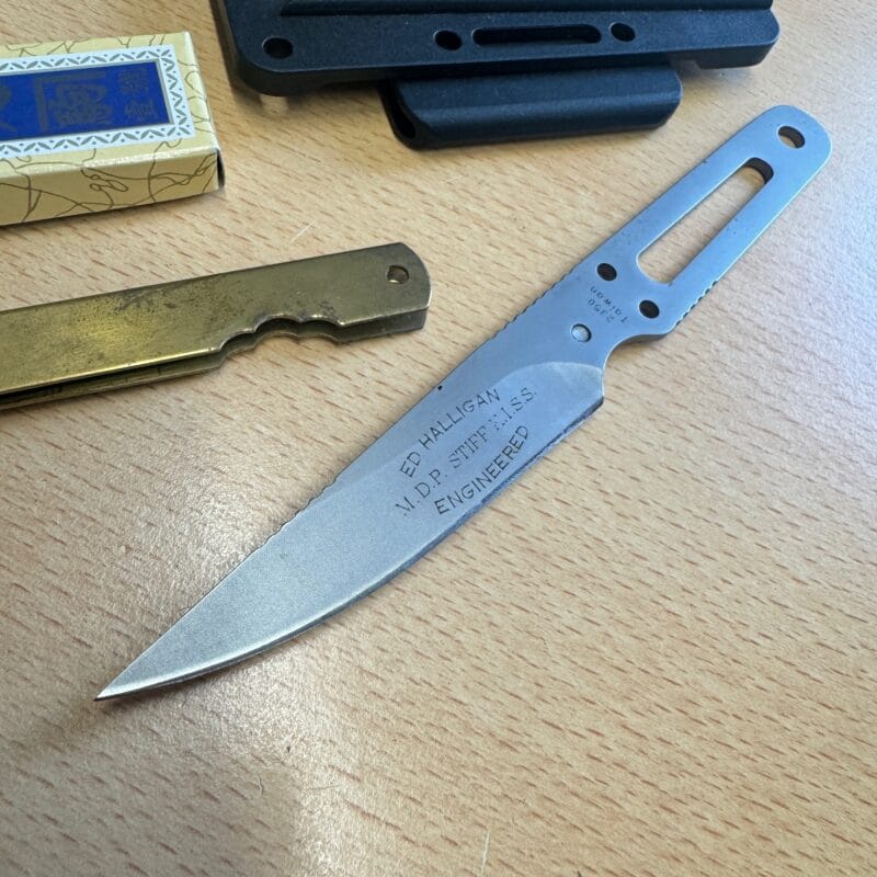 CRKT Neck Knife & Japanese folding Blade - Image 3