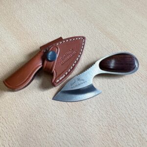Maremmano small Skinner with leather sheath