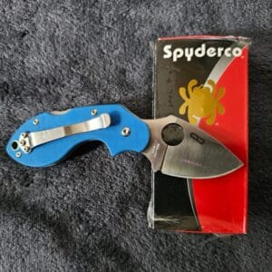 SPYDERCO LAVA (LIMITED EDITION SPRINT RUN)