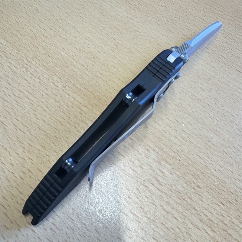 Microtech USA Kestrel Silver Plain Edge - Image 3