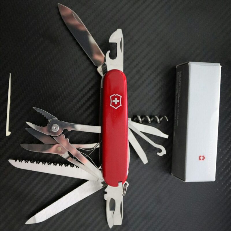 Victorinox Handyman Red