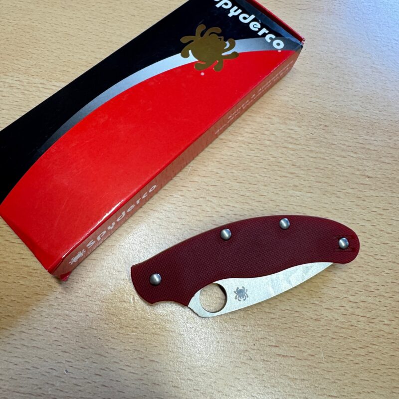 Spyderco UK Penknife Drop Point Heinnie® Edition - Image 2