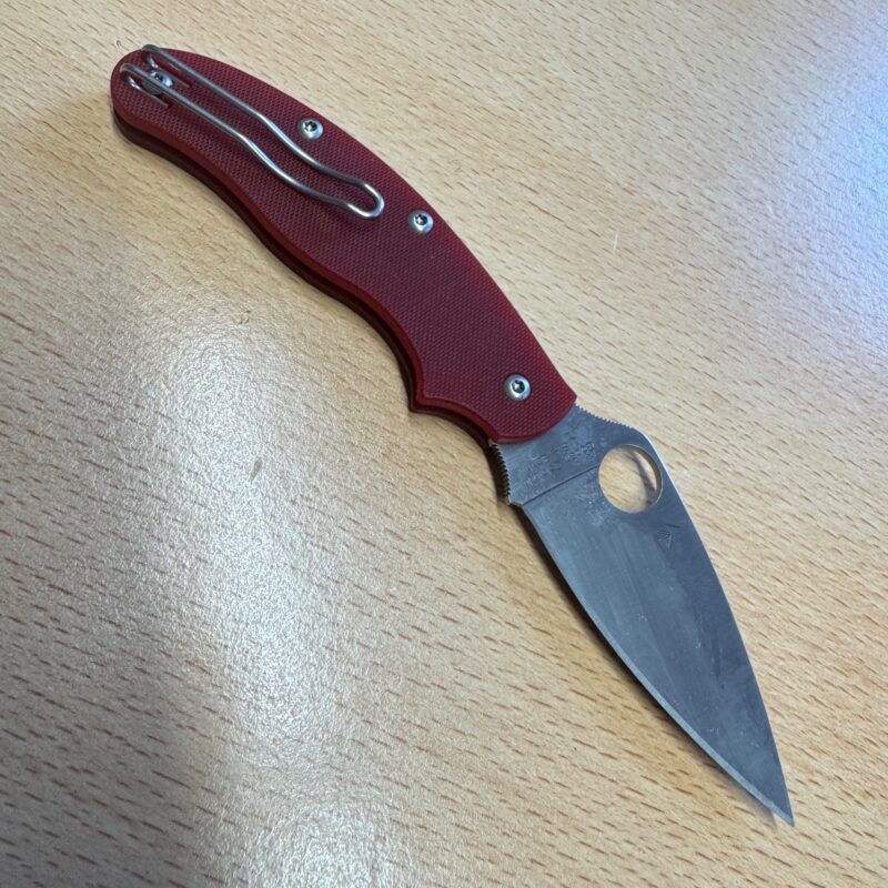 Spyderco UK Penknife Drop Point Heinnie® Edition - Image 3