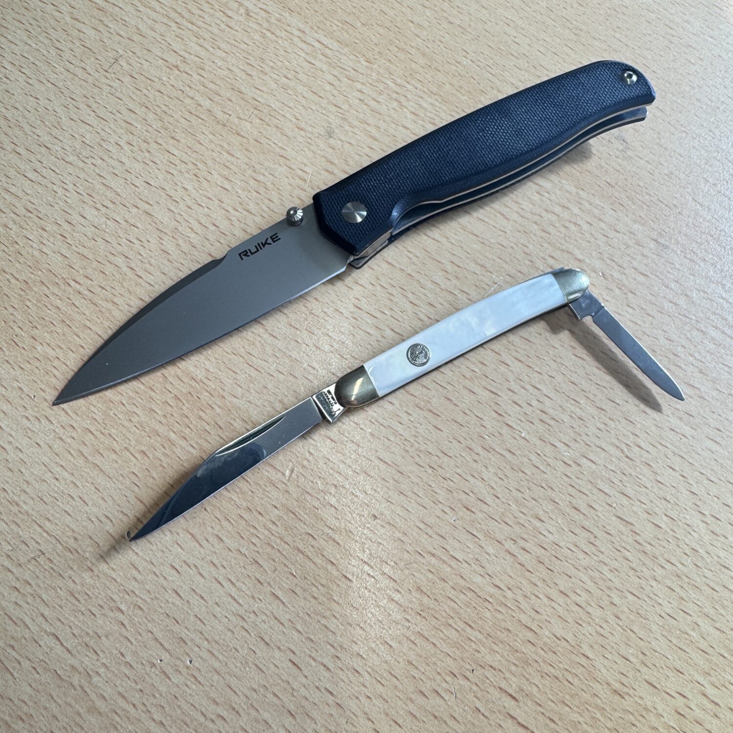 Ruike P662 & Böker Twin Blade Pocket Knife - Image 3