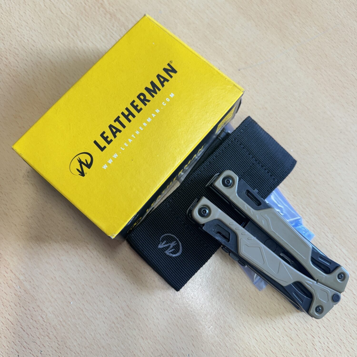 Leatherman OHT Coyote Tan