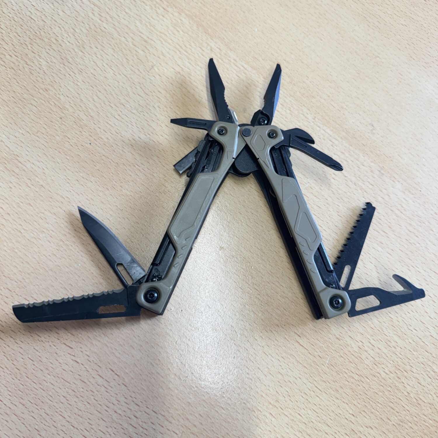 Leatherman OHT Coyote Tan - Image 4
