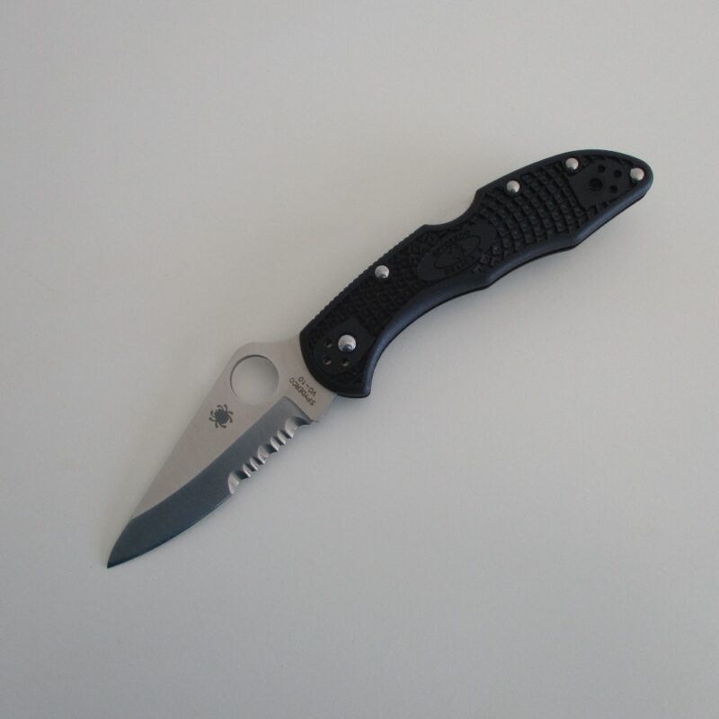 Spyderco Delica 4 Folding Knife - Image 2