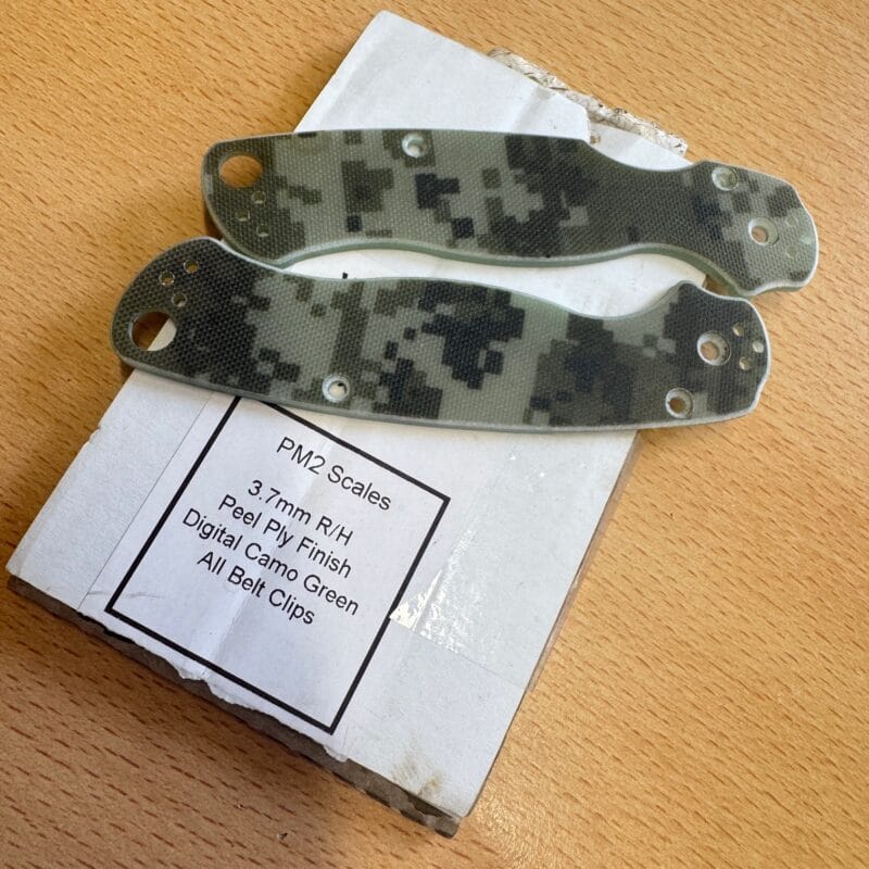 Spyderco Paramilitary 2 scales and deep pocket clip - Image 2