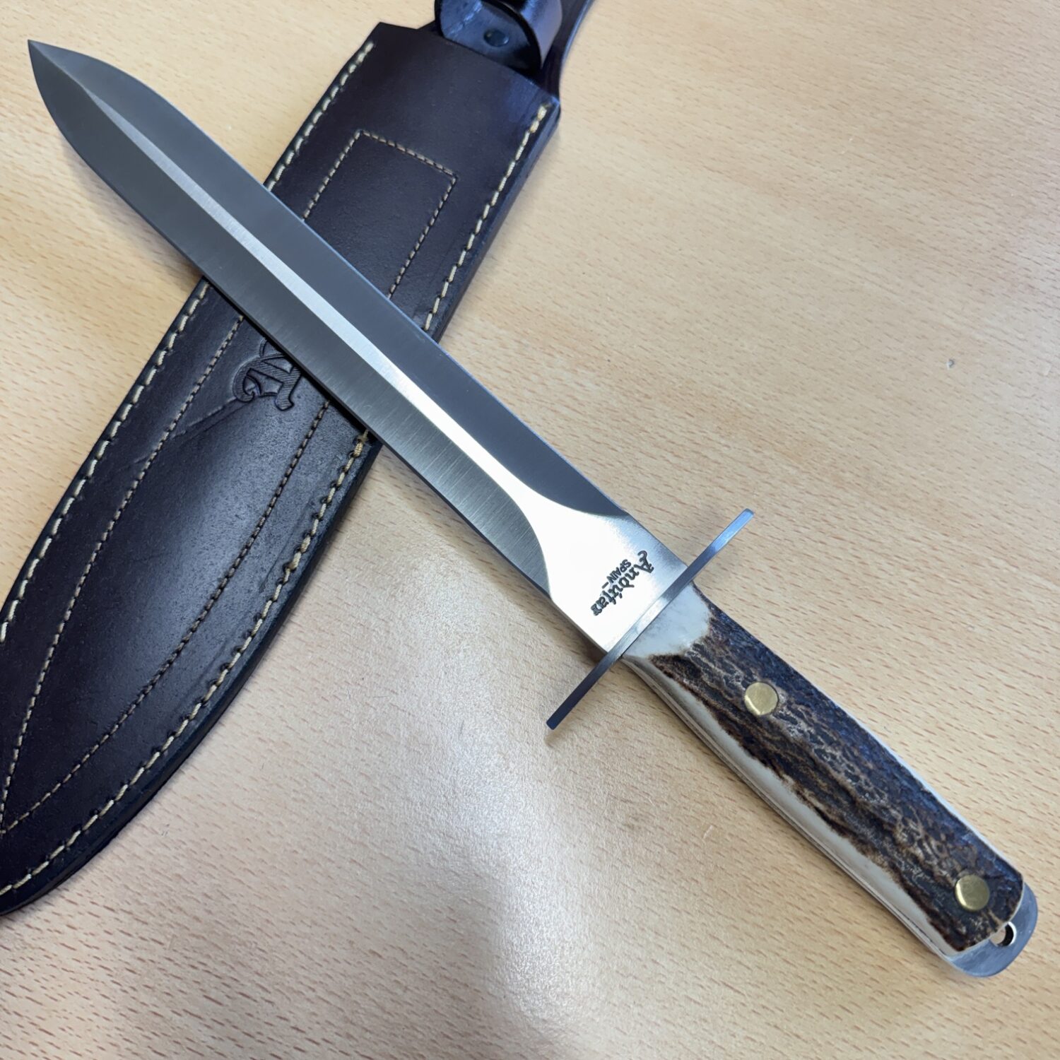 Andujar Stag Handle Pig Sticker