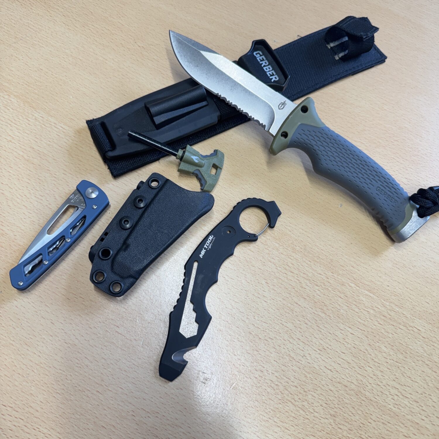 Great Survival Knife Lot
