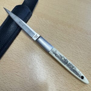 Fixed Blade scrimshaw with leather sheath