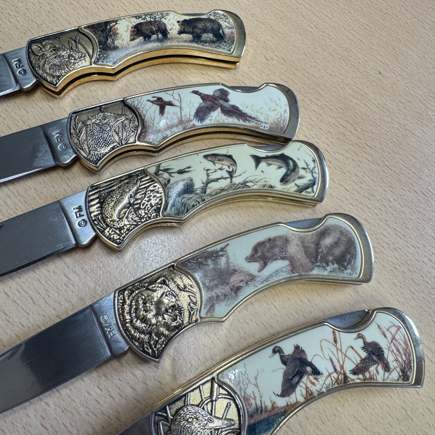 A Collection of Franklin Mint knives - Image 2