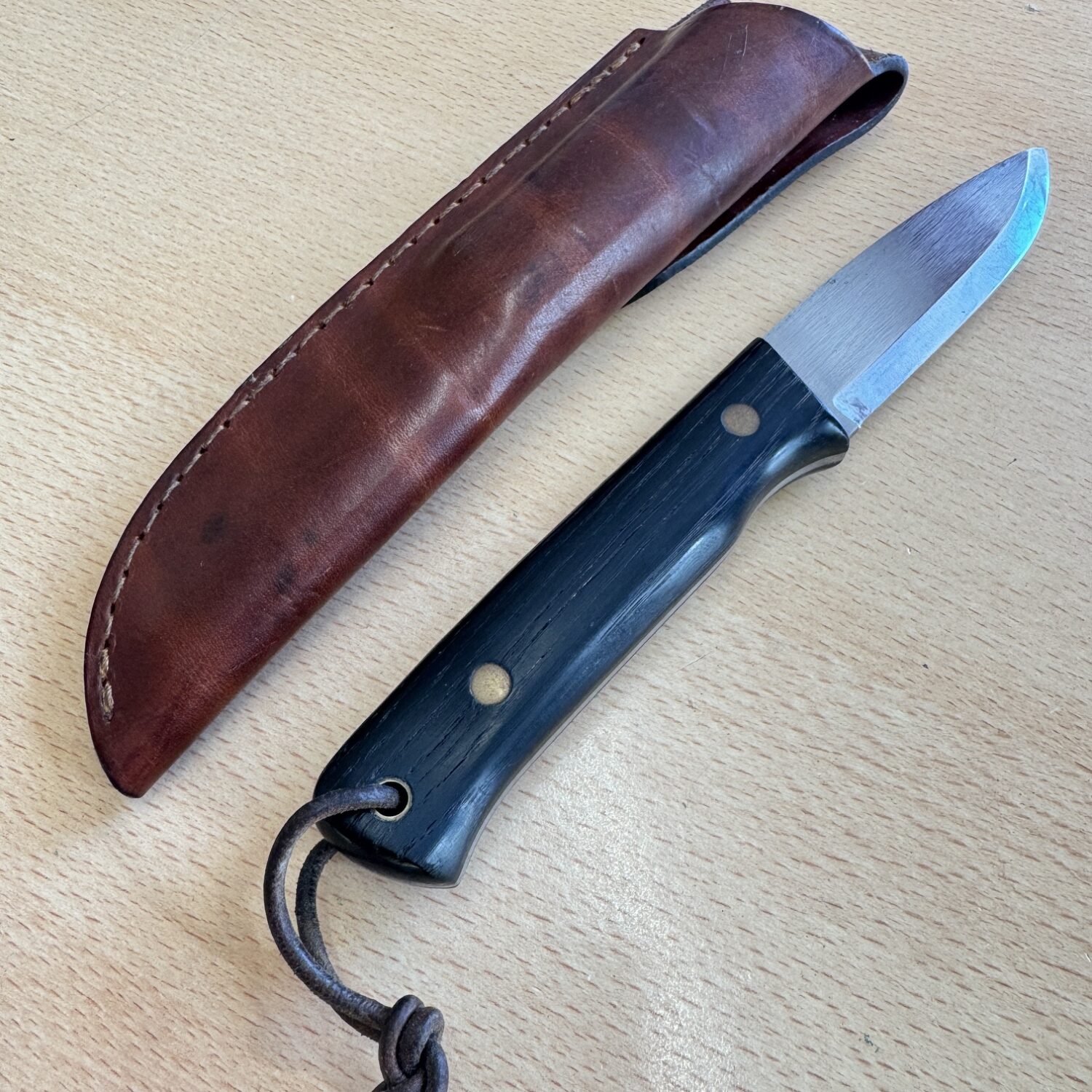 Casstrom Woodsman Bog Oak Handle - 8.8cm Blade - Image 3