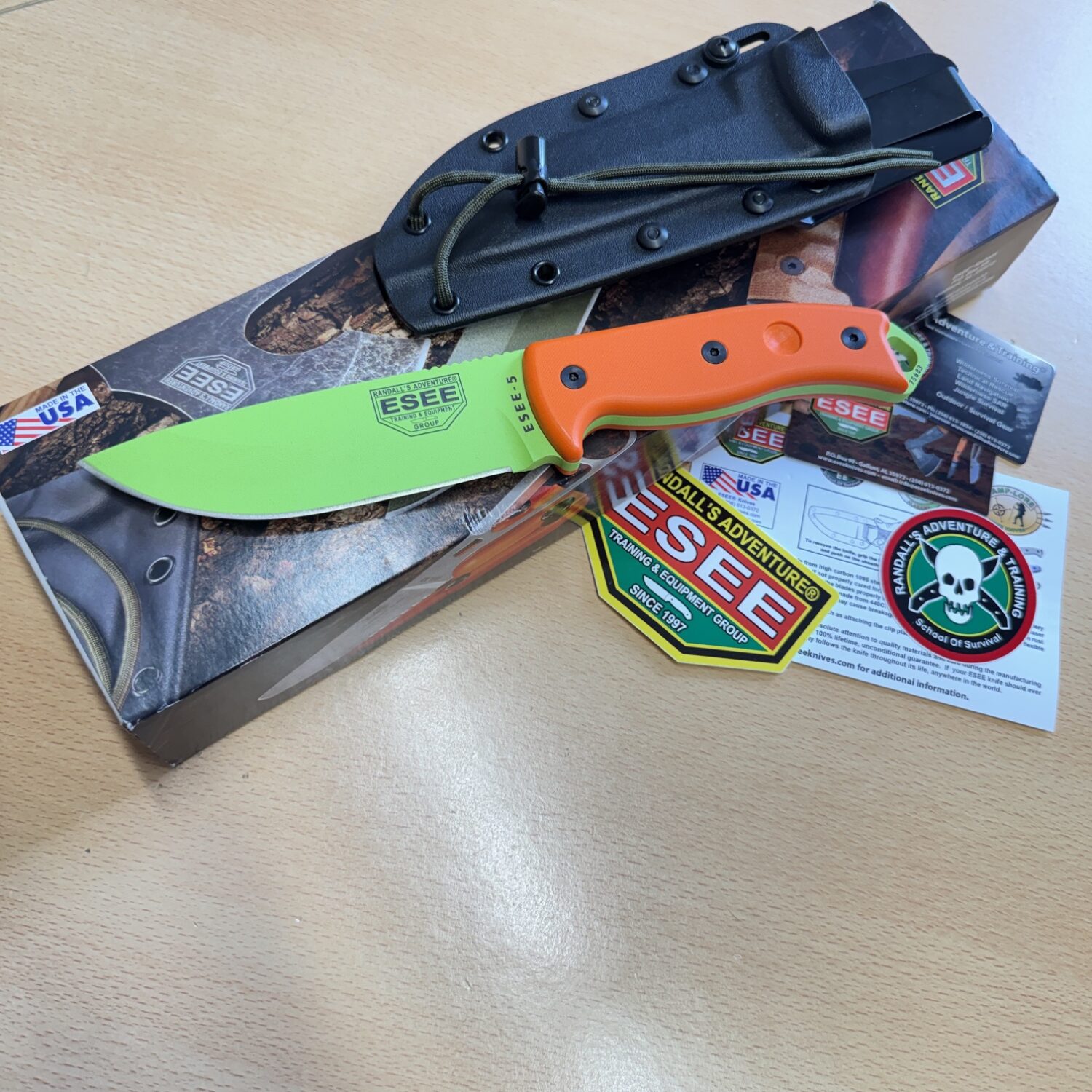Esee Model 5 - Venom
