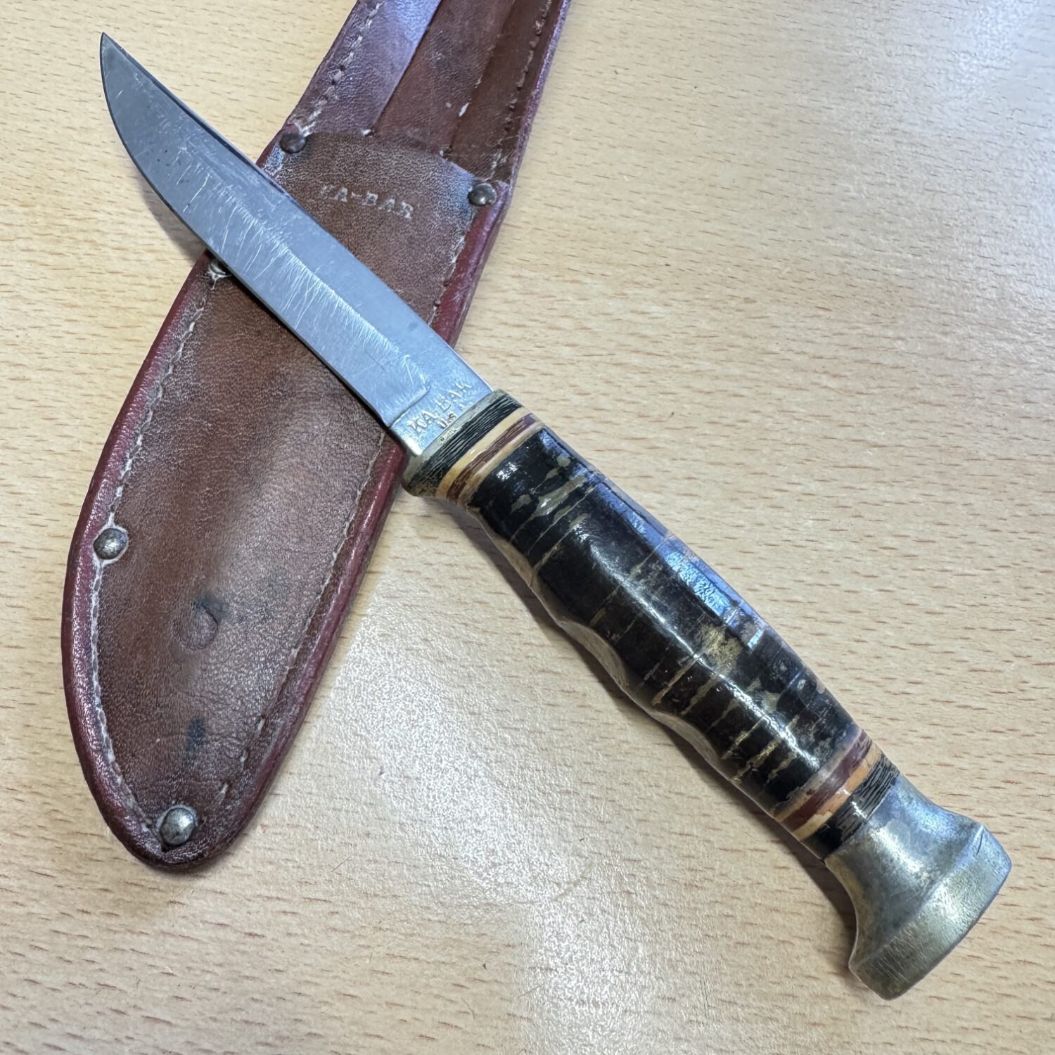 Ka Bar Fixed blade leather sheath